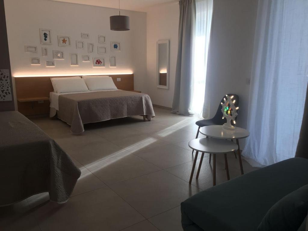 Hotel Le Rondini House Monopoli Exterior foto