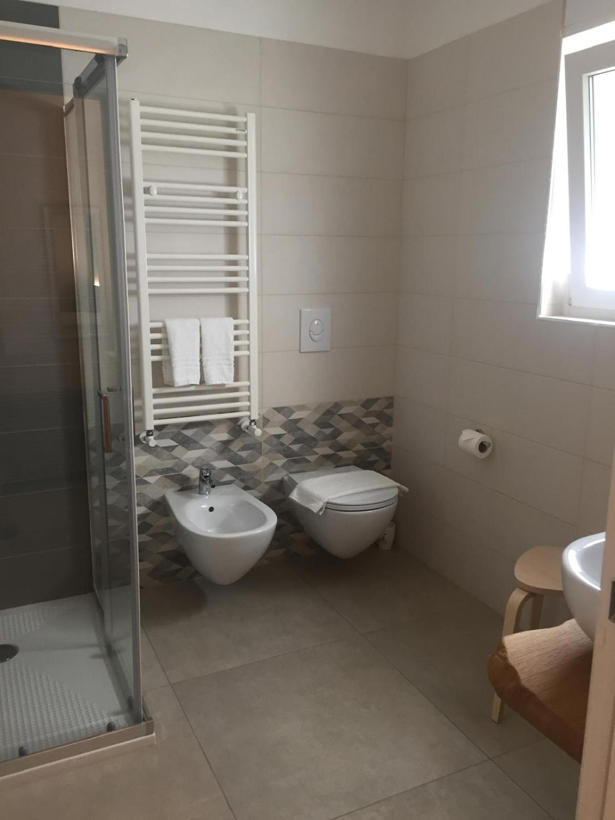 Hotel Le Rondini House Monopoli Exterior foto